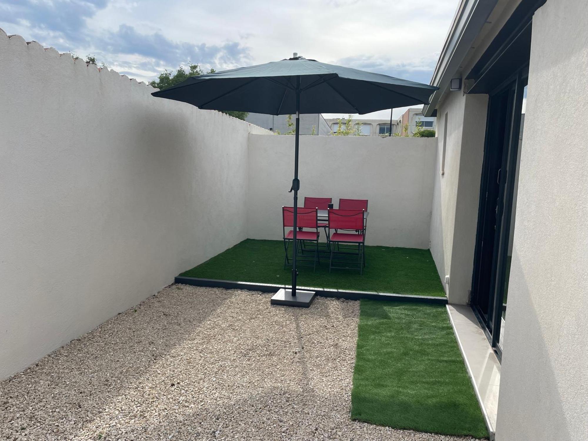 Maison De 40M2 Avec Jardin De 50M2 オランジュ エクステリア 写真